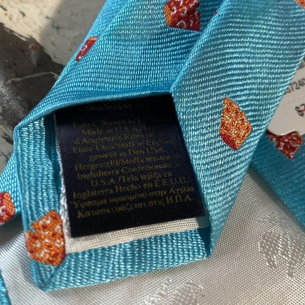 NWT Brooks Brothers 100%silk tie